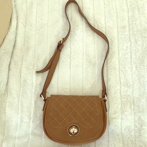 Gorgeous brown purse!